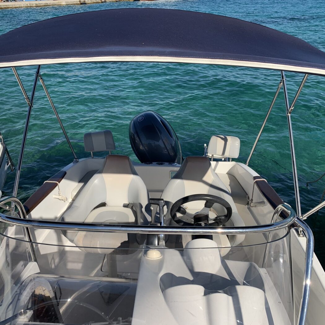 Rent a boat Vodice