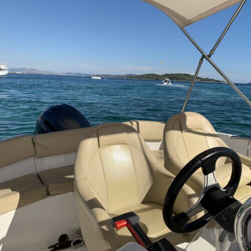 Najam Beneteau Flyer 550