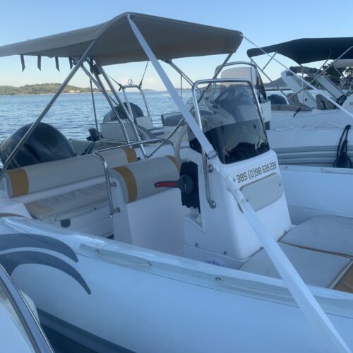 Rent a boat Vodice - Italboats predator