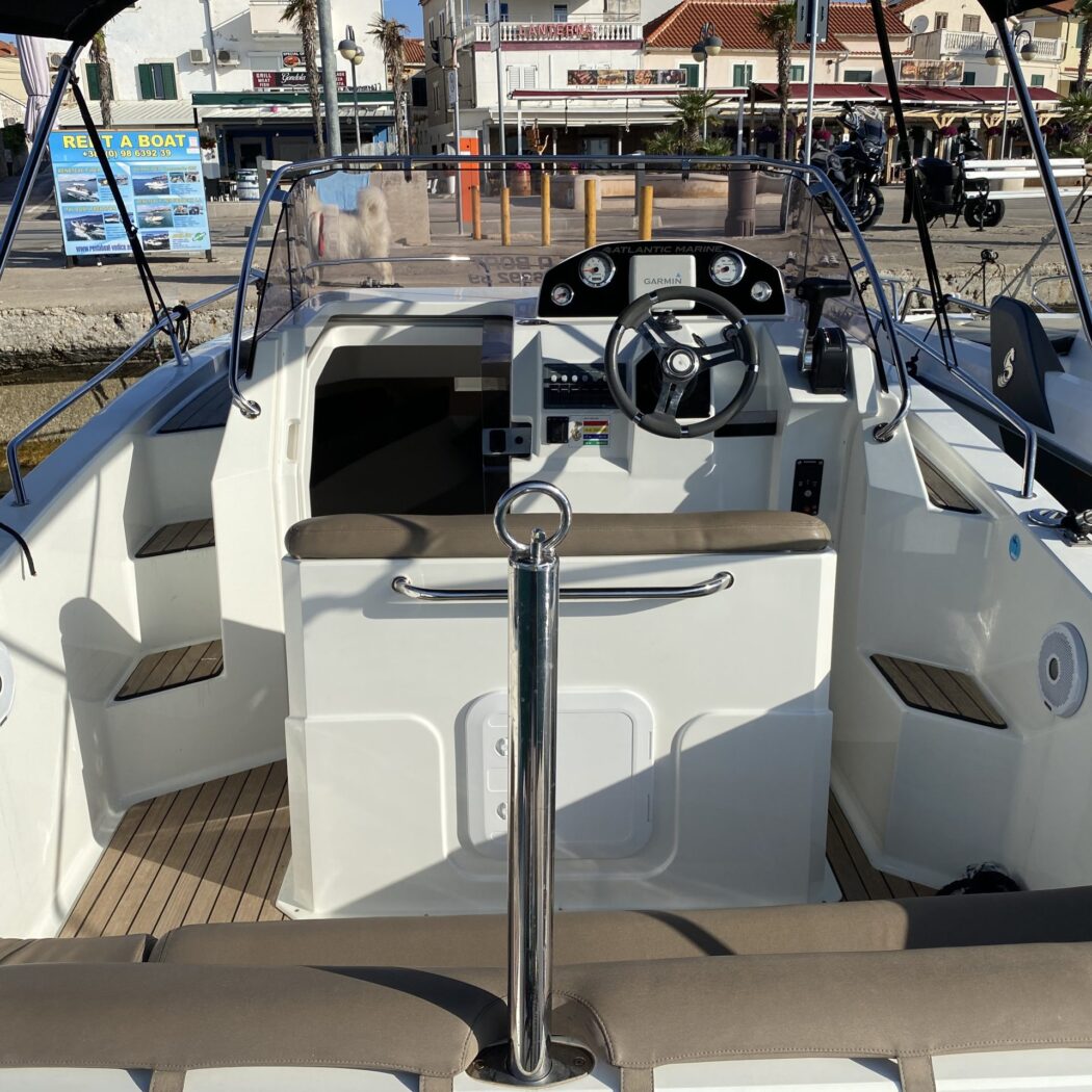 Rent a boat Vodice